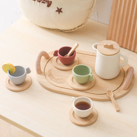 Little Host Wooden Tea Set
